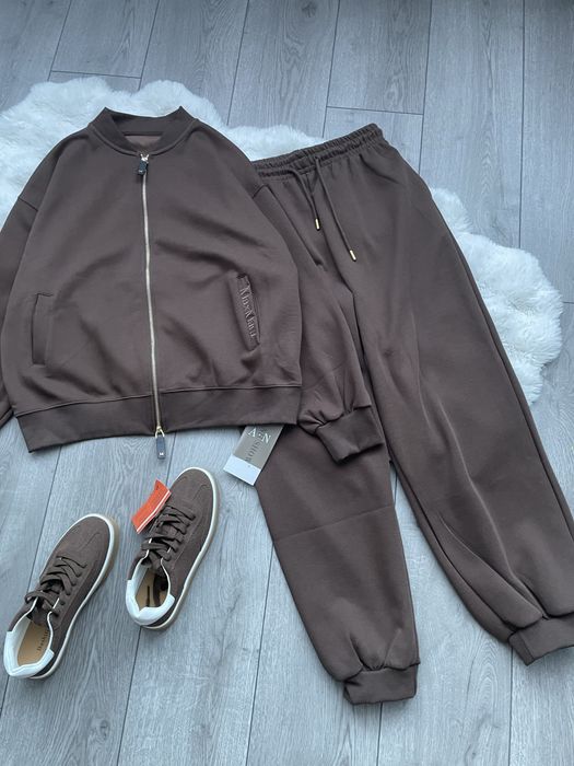 трендовий костюм