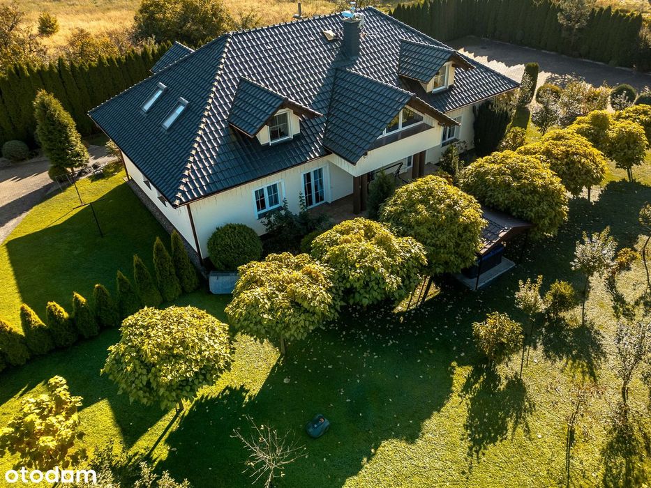 Piękny Dom 244m2 na działce 3059m2 w miejscowości Lędziny