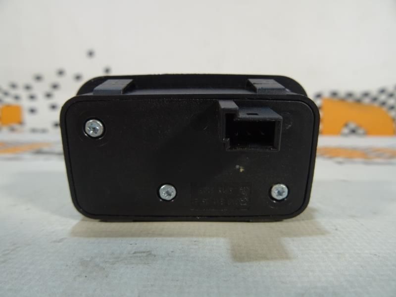Botão / interruptor electromecânico / relé MERCEDES-BENZ Classe C Carr