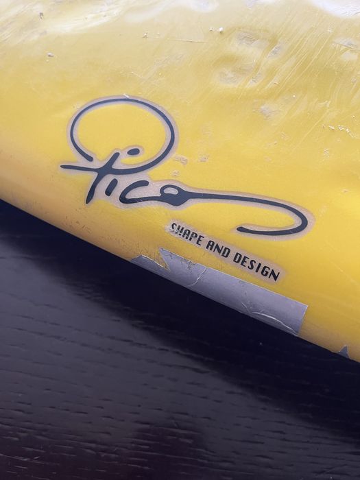 Rancha rip curl bastante antiga e com uso