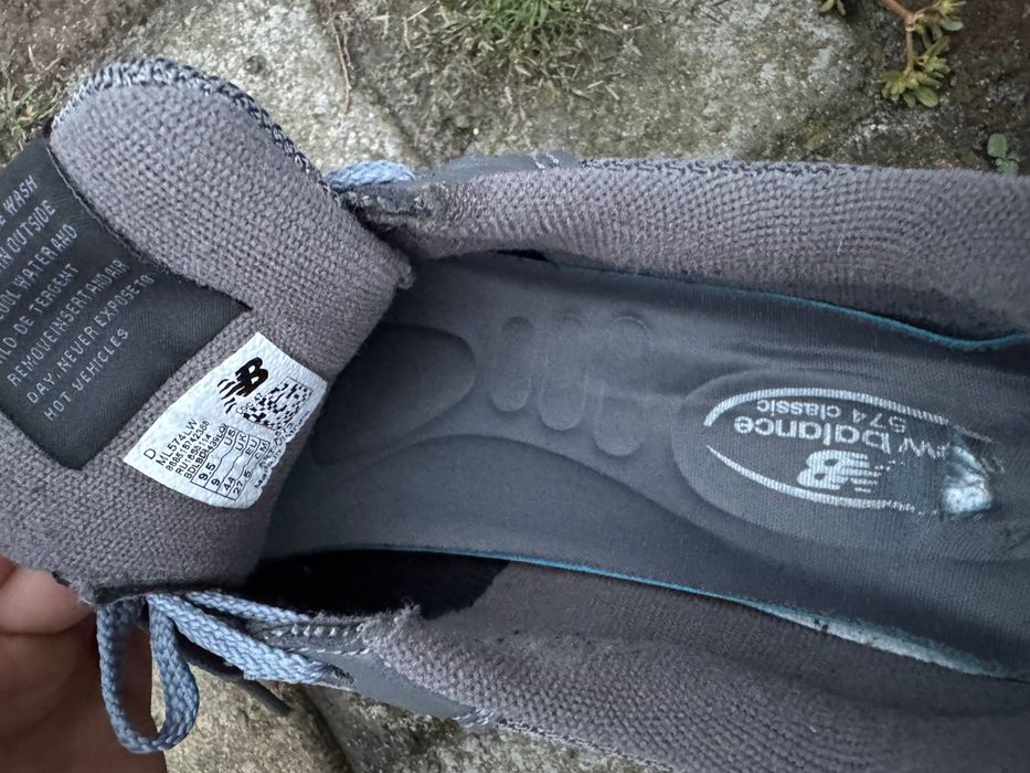 кросівки new balance