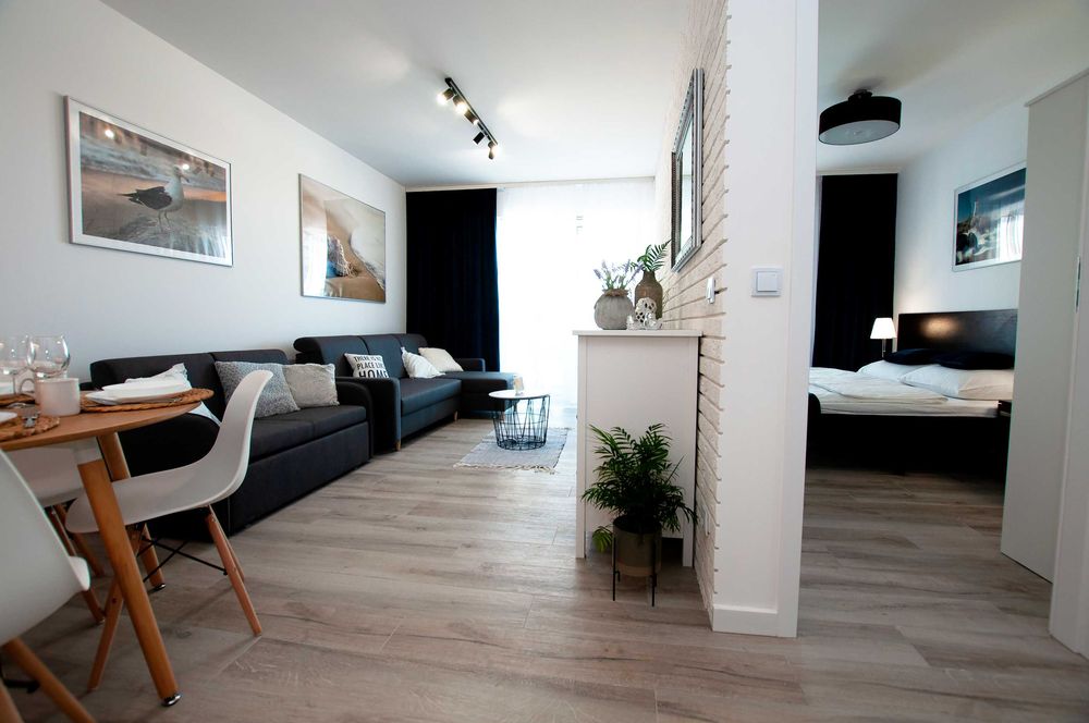 Apartament Rewal / 2 pokoje / 30 m. do morza / z widokiem na morze