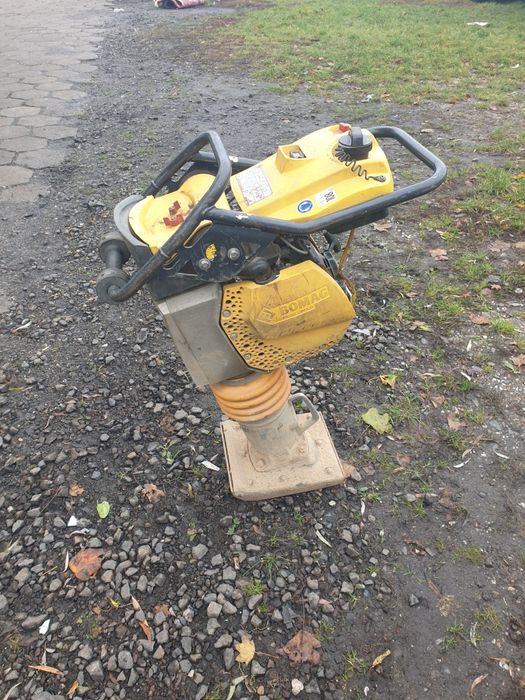 Skoczek bomag Bt 65 stopa zagęszczarka