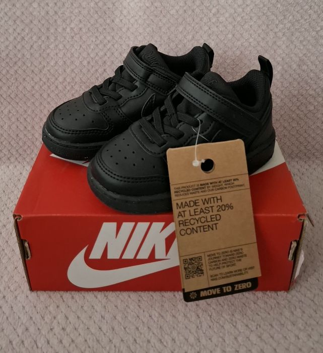 Nowe Nike Court Borough Low Recraft