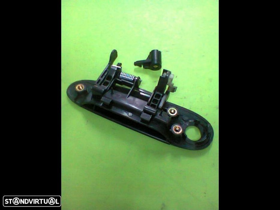 puxador porta toyota yaris 1999-2005 (novo)