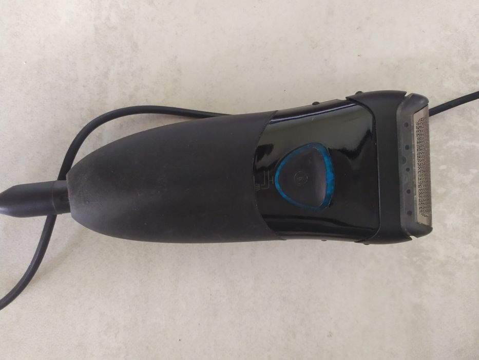Електробритва Braun MG5050