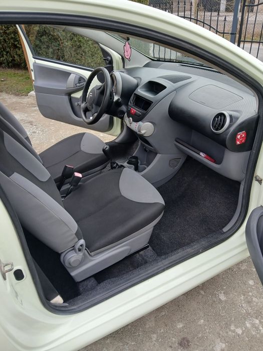 Citroen C1  1,0 benzyna