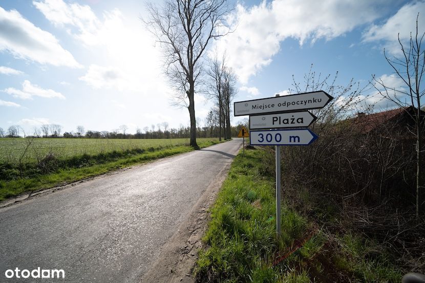 Działki budowlane z przyłączami nad jeziorem