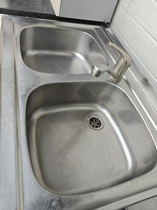 Meble kuchenne proste nowoczesny kolor