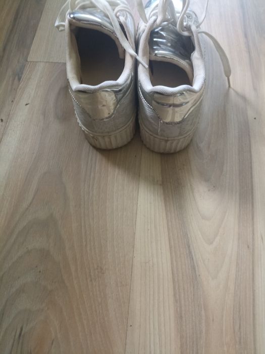 Buty stan bardzo dobry