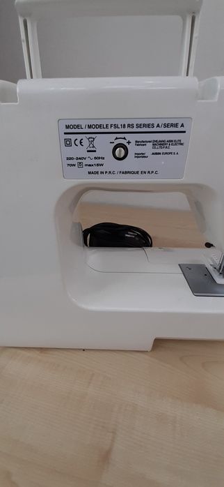 Швейна побутова машина"Toyota"