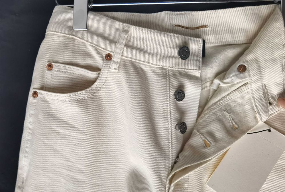 Джинсы кремового кольору Saint Laurent size 26 — zdjęcie 3