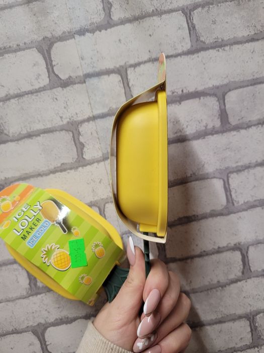 Zestaw w foremek do lodów w kształcie ananasa Ice lolly Maker