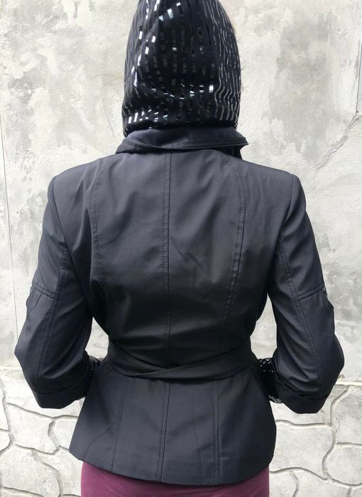 Жіноча куртка S/M весна осінь