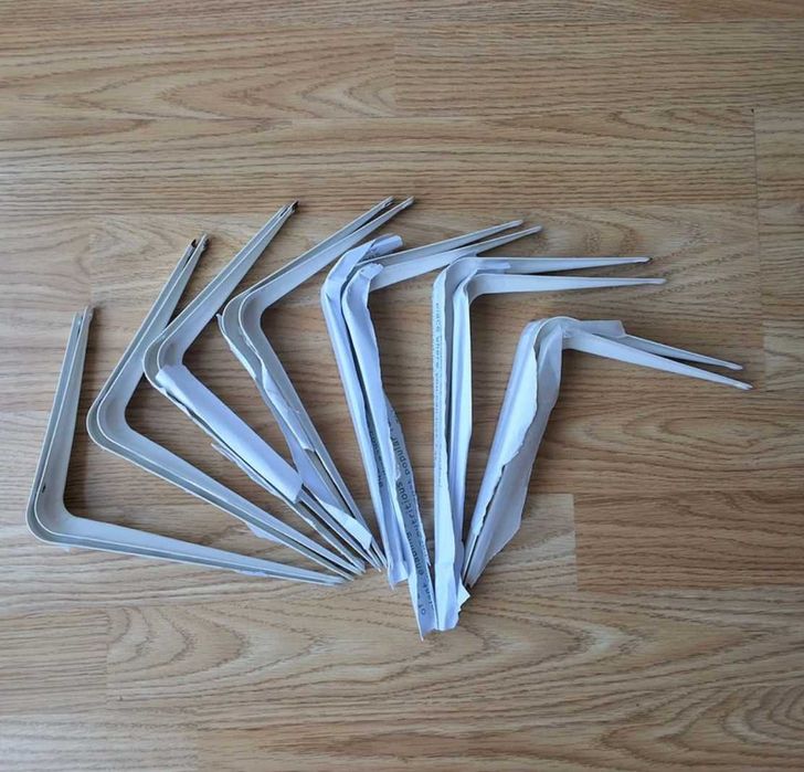 Mão francesa - suporte de prateleiras