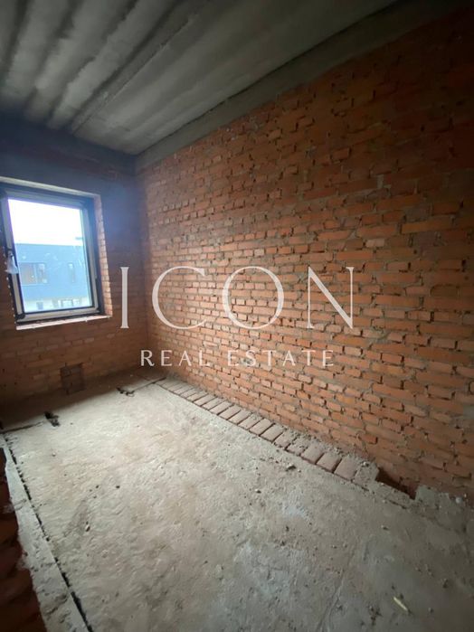 Продаж будинку |245м²| KM «Тепло», с.Крушинка