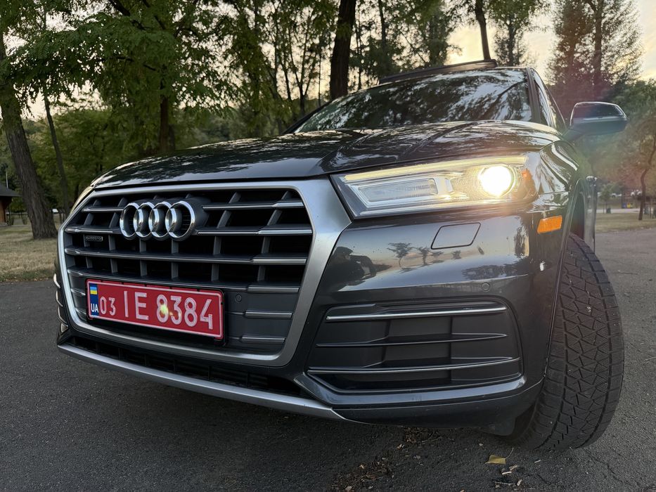 Audi Q5 2018 VIN WA1BNAFY3J2005013 фото оголошення 2 з 24