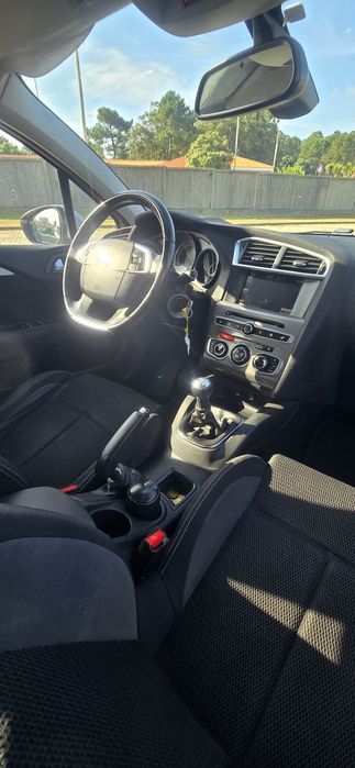 Citroën C4 1.2 PureTech Feel (2016) "201.000km REAIS" Consumos Baixos COMPLETAMENTE NOVO!! (5150€)