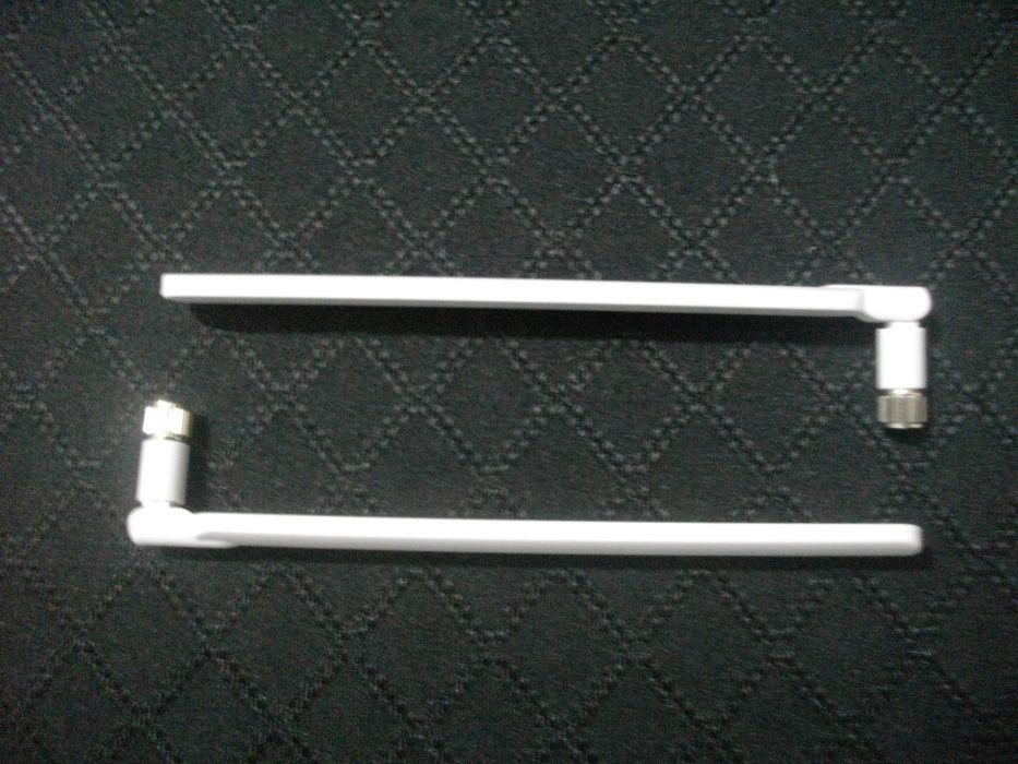 2 antenas brancas para Router 4G Huawei B310 ,,,