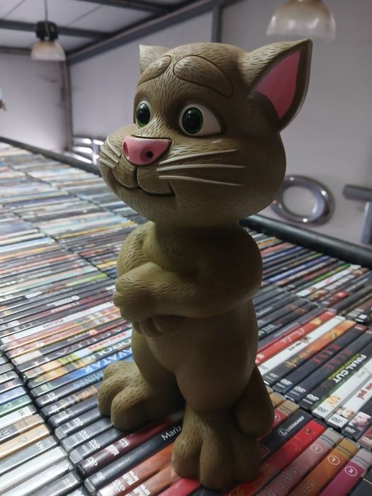 boneco interativo do Talking Tom,