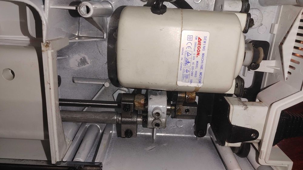 Maszyna do szycia Łucznik 2008 Wiktoria