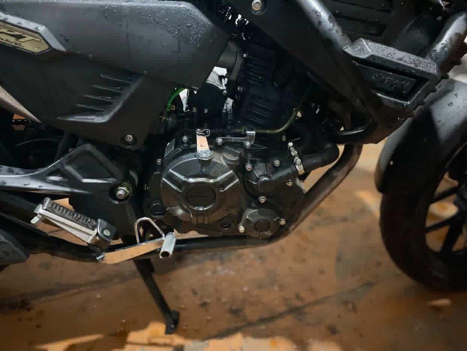 Продам мотоцикл Lifan kpt 200