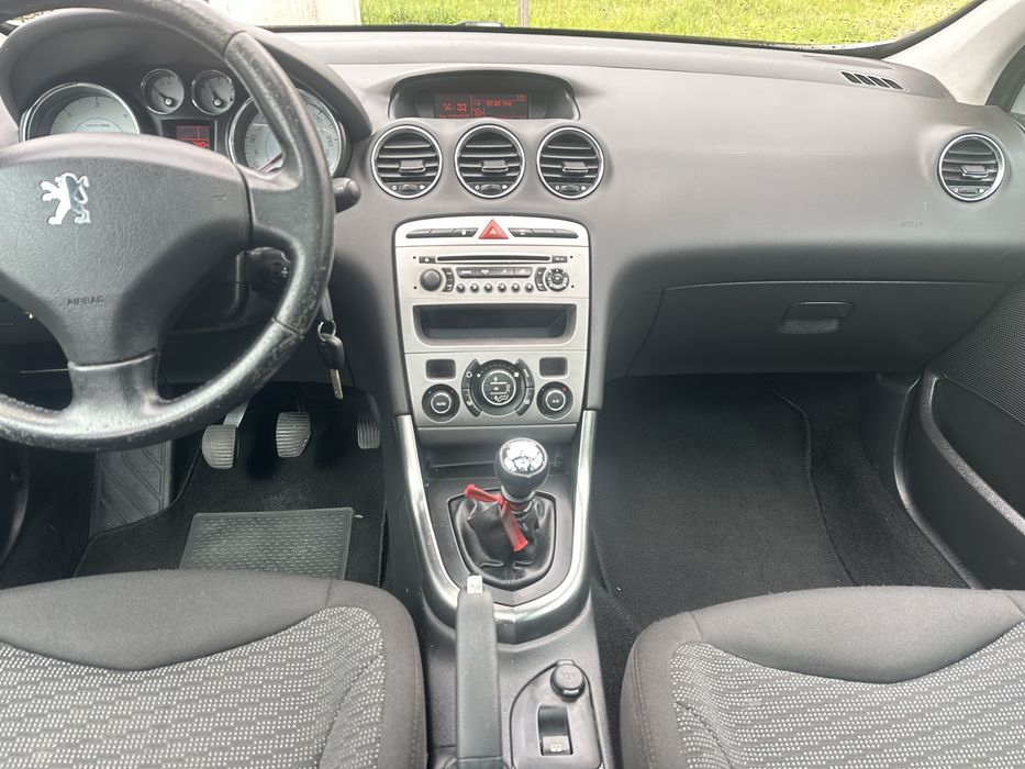 Peugeot 308 SW 1.6 HDI 110 CV 7 Lugares