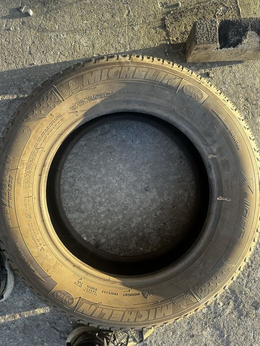 Michelin X-ice 215/60 R16