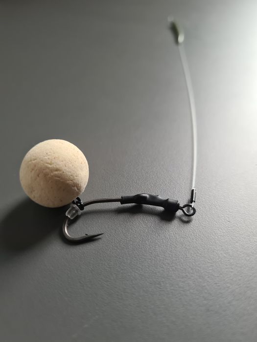 Przypony karpiowe, Spinner-rig (fluorocarbon/plecionka)