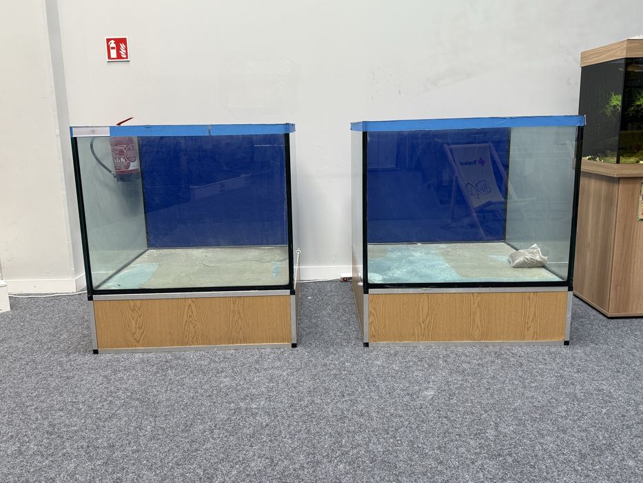 Akwarium z podestem 100x100x80 - peknięte dno