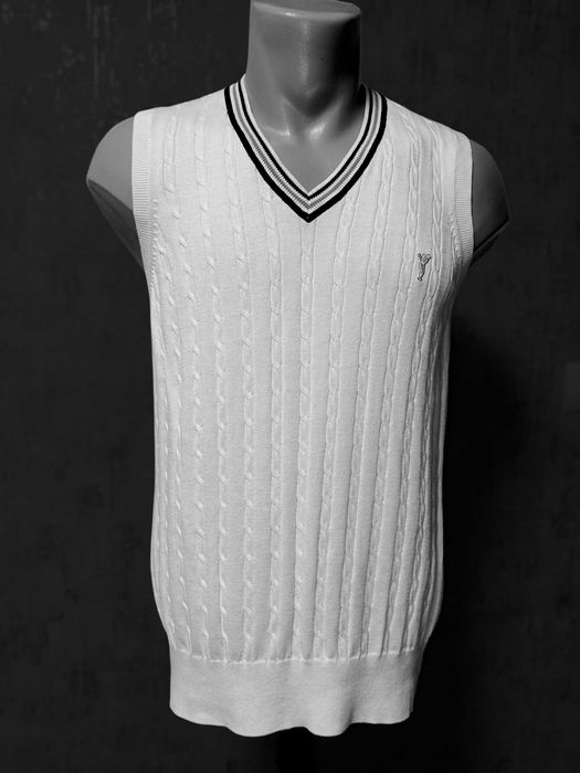 Жилет белый L размер котон 100%