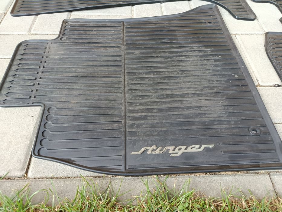 Dywaniki wycieraczki gumowe Kia stinger