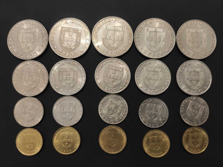 Conjunto 20 Moedas Mundial de Hóquei por 12.5€
