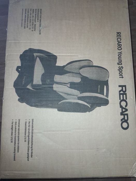 Автокрісло Recaro