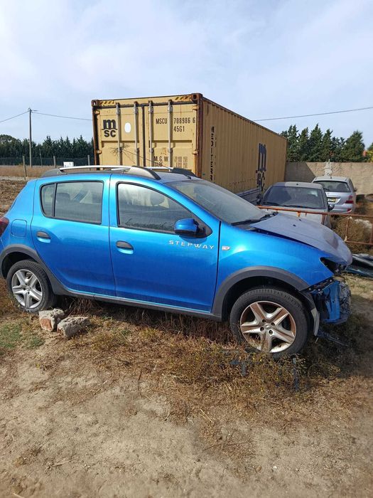Dácia Sandero Stepway Gasolina 2015 / Material Diverso