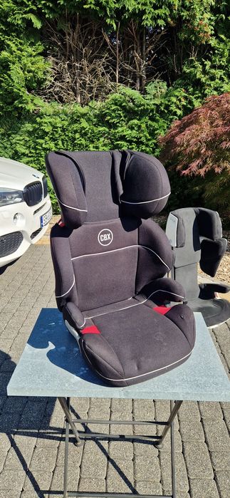 Fotelik samochodowy dla dzieci CBX Solution.