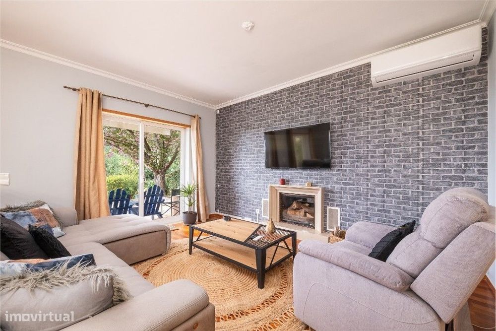 T4 Detached House, Cernache
