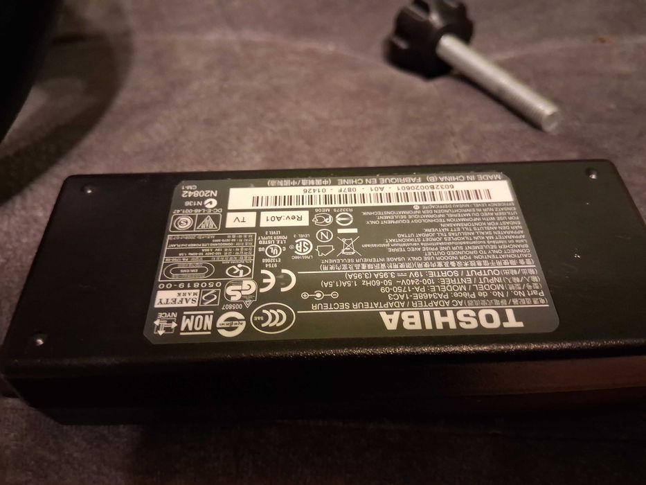 Kierownica Thrustmaster t248 z pedałami t3pa