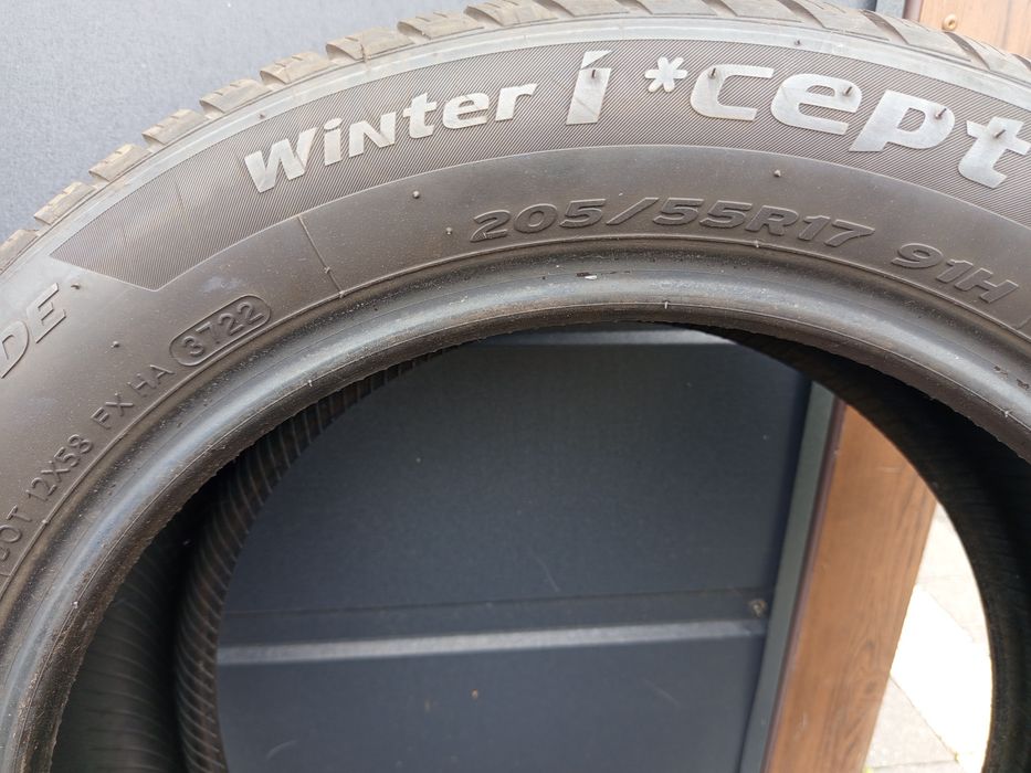 Opony zimowe Hankook 205/55/17  7mm
