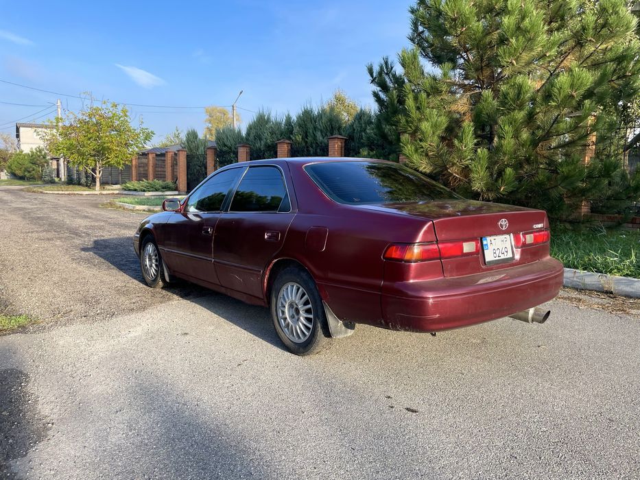 Продам Toyota Camry 2.2 газ/бензин