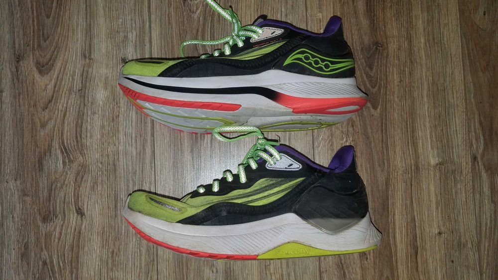 Buty SAUCONY Endorphin Shift 2 39/40 25cm sportowe do biegania lekkie