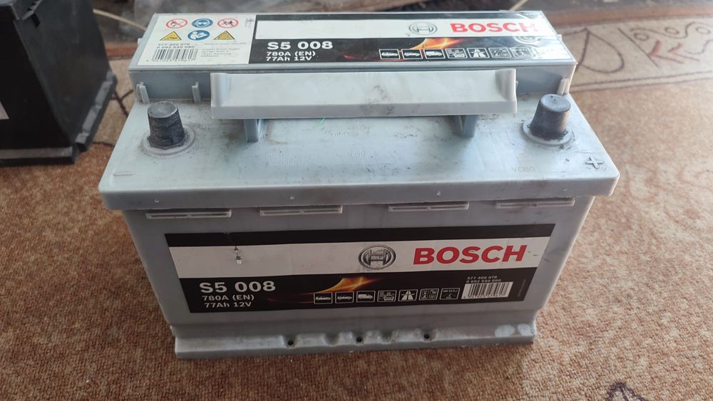 Akumularor bosch 12v 77ah 870A