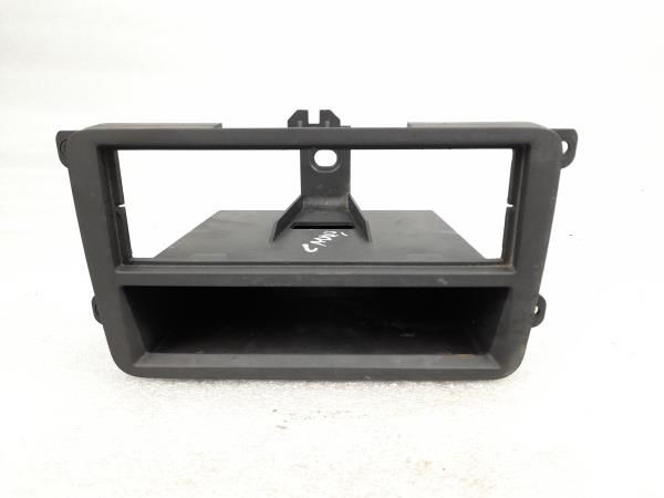 Moldura da consola central / rádio / aro VOLKSWAGEN Caddy III (2K, 2C)