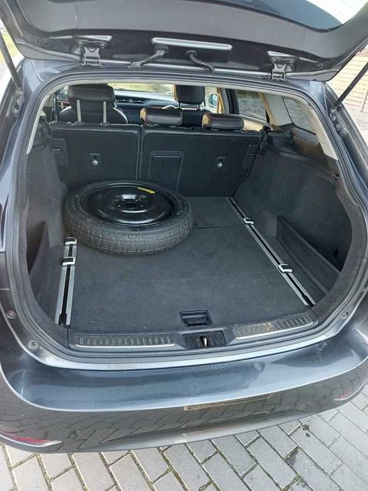 Toyota Avensis 1.8 automat LPG Salon Polska