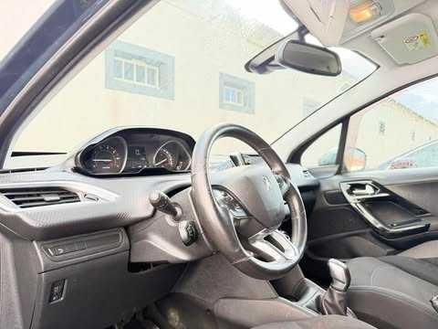 Peugeot 208 pure