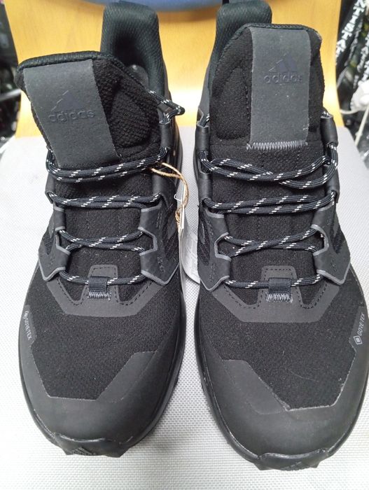 Адідас терекс на гортексі