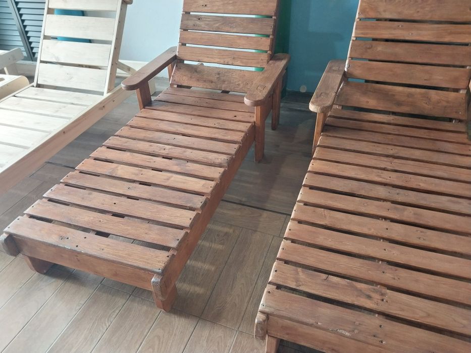 Espreguiçadeira de madeira