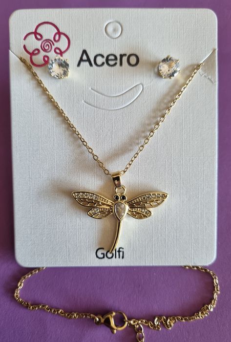 Conjunto dourado (colar e brincos), em aço, com libelinha.