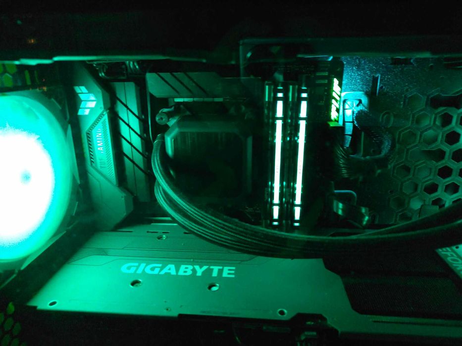 PC BEZ KARTY i7 12700K 32GB DDR4, aRGB Silentum, Dark Power 1200, SSD!