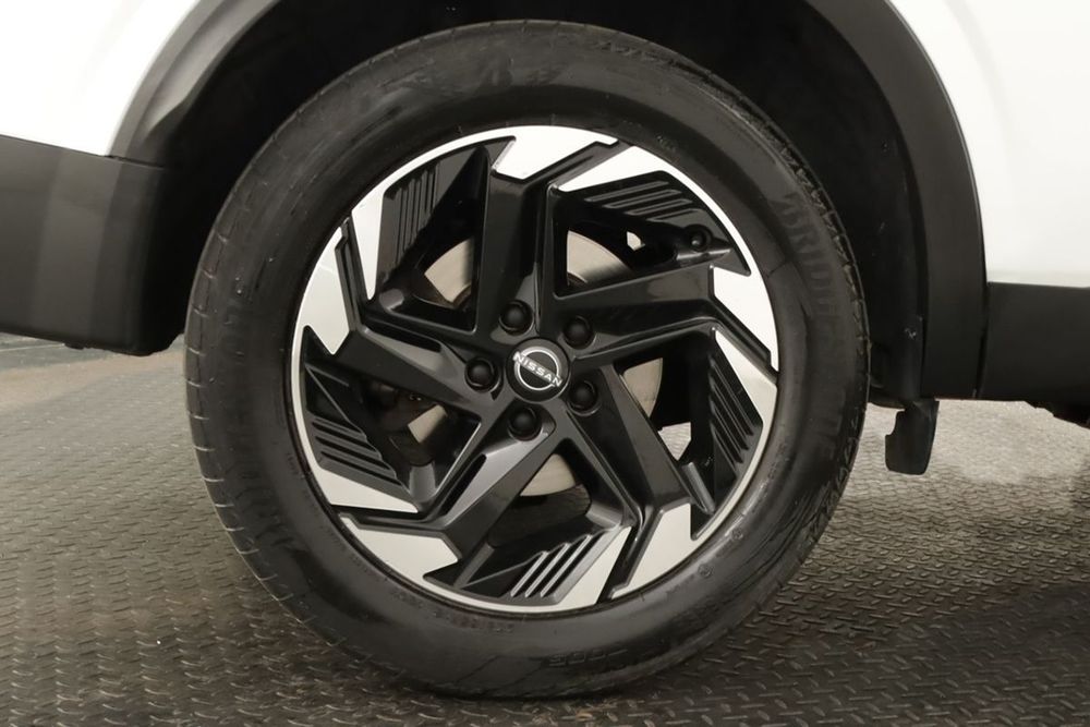 Nissan Qashqai 1.3 DIG-T N-Connecta LED Xtronic foto 5